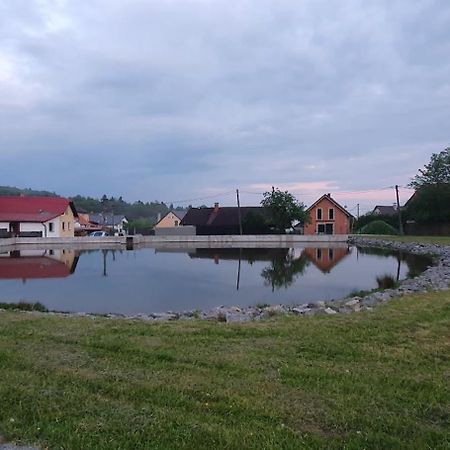 Lhotka 22 Kopecek Apartment Zdar Nad Sazavou Luaran gambar